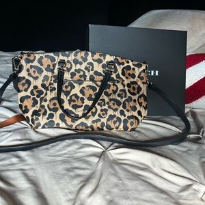 Coach X Baseman Wild Beast